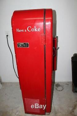 Original Vendo 81 A Coca Cola machine