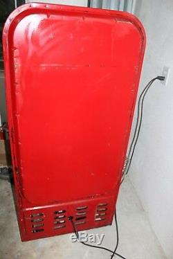 Original Vendo 81 A Coca Cola machine