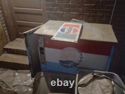 Pepsi 1950's machine ORIGINAL EMBOSSED