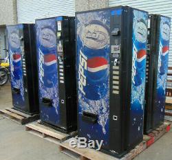 Pepsi/Coke Dixie Narco 276-6 Flat Front Soda Vending Machine W/Coin & $Bill'S 