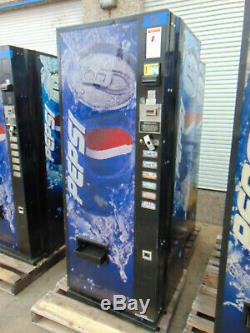 Pepsi/Coke Dixie Narco 276-6 Flat Front Soda Vending Machine WithCoin & $Bill'S