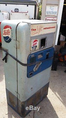 Pepsi-Cola Coke Machine Vendo VMC 33 Unrestored Cheap 81 56 39 rc 7up dr. Pepper