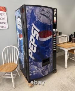 Pepsi Cold Beverage Soda Vending Machine, Coin Operated Model Pepsi