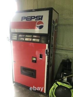 Pepsi Soda Machine