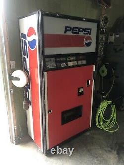 Pepsi Soda Machine
