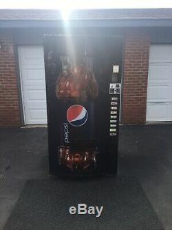 Pepsi Soda Pop Vending Machine
