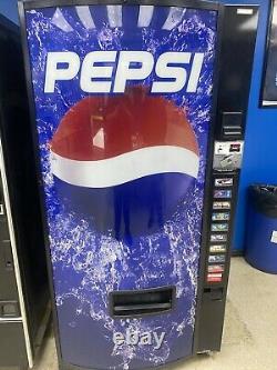 Pepsi Soda Vending Machine Dixie Narco 501E