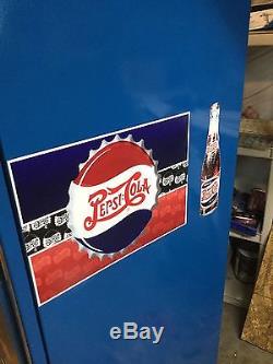 Pepsi VINTAGE, COKE, Pepsi, vendo, cavalier 60s Mancave Drpepper RESTORED Beer