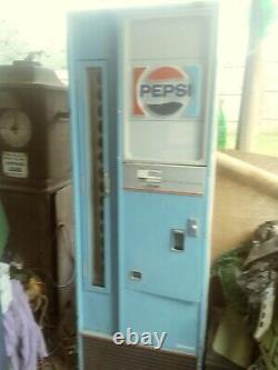 Pepsi Vending Machine