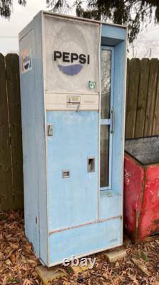Pepsi Vending Machine Model #L, C Illinois 120 12 unrestored non-working