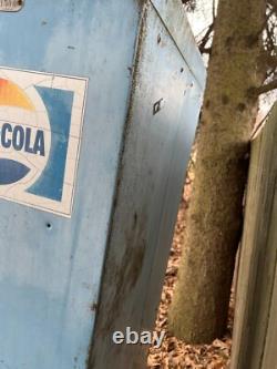 Pepsi Vending Machine Model #L, C Illinois 120 12 unrestored non-working
