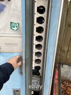 Pepsi Vending Machine Model #L, C Illinois 120 12 unrestored non-working