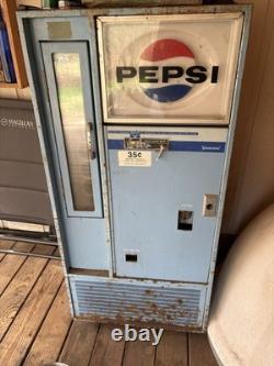Pepsi Vintage Soda Vending Machine Blue 35¢ Vendorlator
