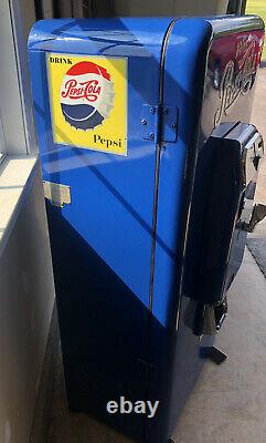 RARE MINT 1957 Pepsi Cola Vending Machine VMC 88 Vintage Collectors Item