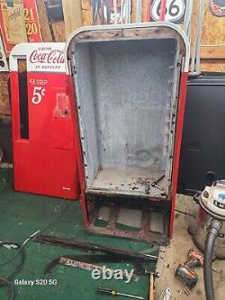 RIP OFF! Vendo 81b Coke Coca Cola Machine Beautiful V81 RIP OFF