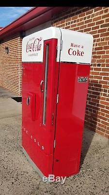 Rare Antique Coca Cola Coke Vendo 1950s Soda Beer Vending Drink Machine Cooler