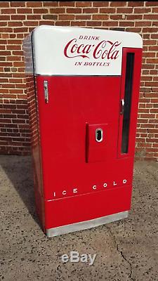 Rare Antique Coca Cola Coke Vendo 1950s Soda Beer Vending Drink Machine Cooler
