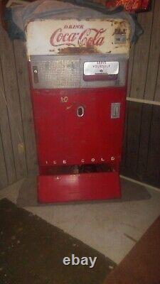 Rare Vintage 1940s Vendo Model V-83 Coca Cola Vending Machine antique