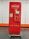 Red Cavalier C-51 Coke machine. 1950s, vintage. Perfect Working condition