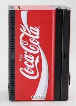 Replicade New Wave Toys Coca-Cola Classic Replica Vending Machine Mini Fridge