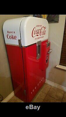 Restored Vendo 39 Coke Machine