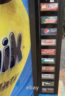Royal 660 Soda Vending Machine with Card Reader- FREE SHIPPING
