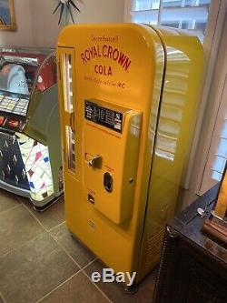 Royal Crown Cola RC VMC-81 Embossed Soda Machine Vendo Original Pepsi 7up Coke