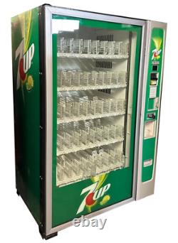 Royal RVV-700 Glass Front Soda Beverage Vending Machine 7-UP FREE SHIPPING