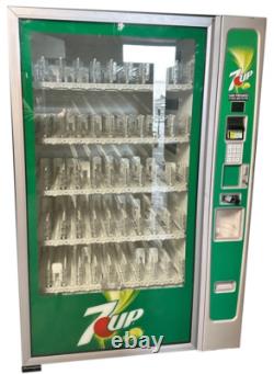 Royal RVV-700 Glass Front Soda Beverage Vending Machine 7-UP (Refurbished)