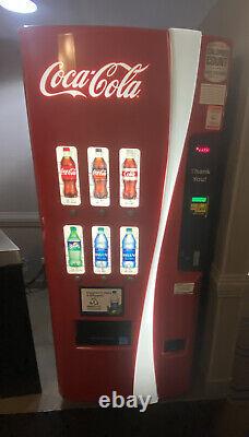 Royal Rvcv-550-6 6 Selection Soda Drink Vending Machine CC Reader Capable