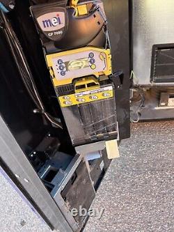 Royal Rvcv-550-6 6 Selection Soda Drink Vending Machine CC Reader Capable
