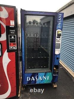 Royal Rvv500 Glass Front Drink Soda Vending Machine With Robotic Delivery Arm