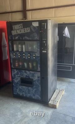 Royal Vendors Commercial Cold Soda Vending Machine