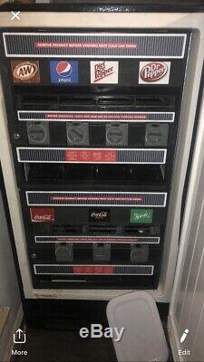Snack Vending Machine COMBO SODA SNACK / CANDY W Changer Pick Up Oklahoma City