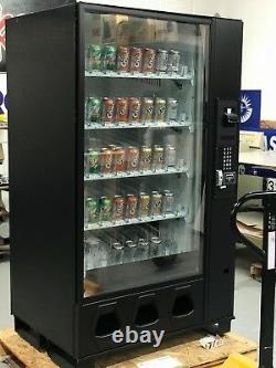 Soda & Beverage Vending Machine + GREAT condition + both sets of keys included