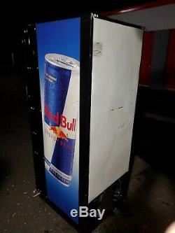 Soda Vending Machine. 7 Slot Selection. Redbull Logo! NICE