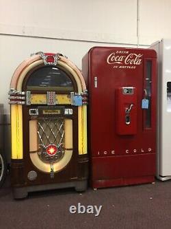 Texas Coca Cola bottled 1956 Coke Machine n working condition & all parts no key