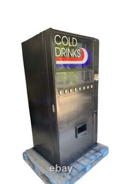 USED Royal 12oz Can Soda Vending Machine Coin Operated Only