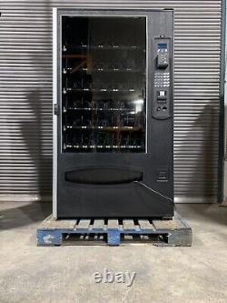 USI 3160 Snack Vending Machine With Card Reader