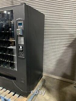 USI 3160 Snack Vending Machine With Card Reader