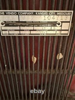 VENDO 23 Antique 1950s 10 CENT Coke Coca-Cola Spin Top Vending Machine