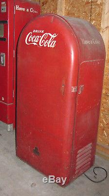 VINTAGE 1940's 50's orig. F. L Jacobs Coca Cola Machine Cools