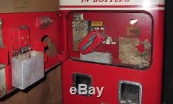 VINTAGE 1950s VMC 72 Double Chute Coca Cola Machine All Orig cools+ & Works+