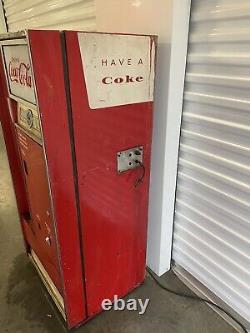 VINTAGE COKE MACHINE 10 Cent Has Not Been Tested