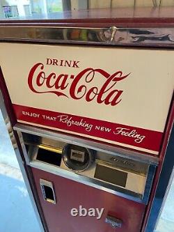 VINTAGE Coca Cola CAVALIER 1955 VENDING MACHINE