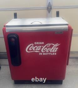 VINTAGE Coca-Cola IDEAL 55 SLIDER COOLER MACHINE Nice Shape