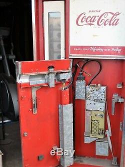VINTAGE Coke Coca-Cola COIN OPER VENDING MACHINE Man Cave Bar
