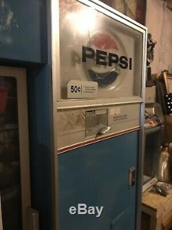 VINTAGE PEPSI COLA Side Door COIN OPER VENDING MACHINE 1970s