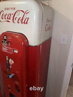 VMC 44 Coke Machine