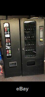 Vending Machine COMBO SODA / SNACK / CANDY FSI Models 3132 And 3038